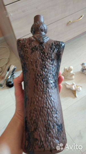 Бутылка декоративная с крышкой