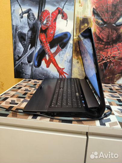 Ноутбук Asus рабочий простой