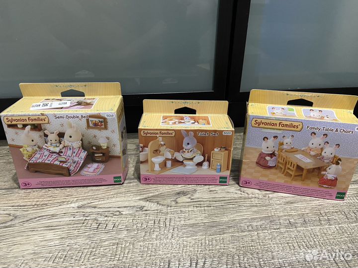 Аксессуары для дома Barbie и sylvanian families