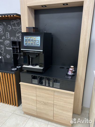 Кофемашина для кафе Jetinno