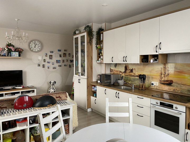 3-к. квартира, 82,9 м², 1/12 эт.