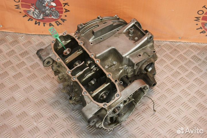 Картер (блок двигателя) Kawasaki ZZR400-1