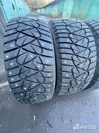 Goodyear Ultragrip 600 205/55 R16 94T