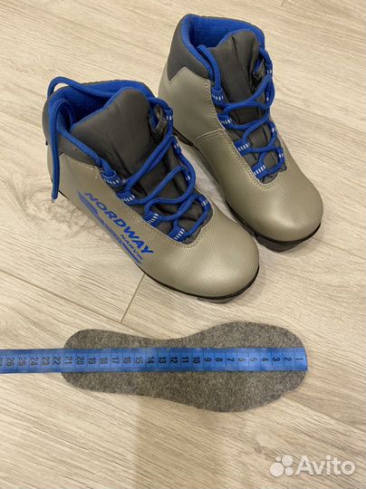 Лыжные ботинки, р 33