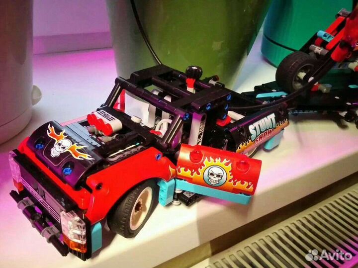 Lego Technic 42106 Шоу Трюков