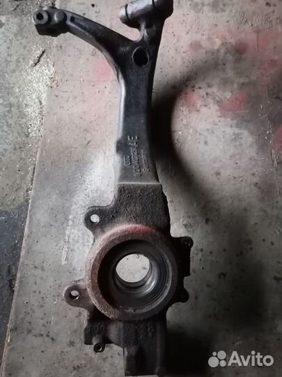 Поваротный кулак ауди а6 с5 2.4