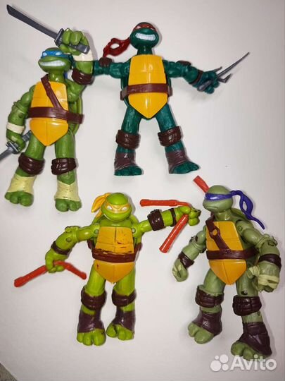 Черепашка-ниндзя 4 фигурки