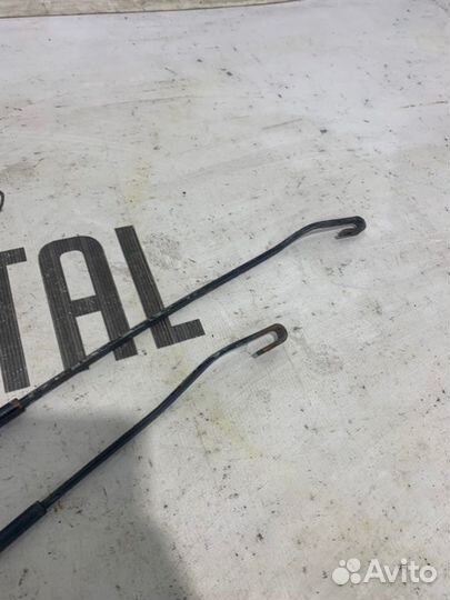 Поводок стеклоочистителей Renault Clio хэтбек 2001