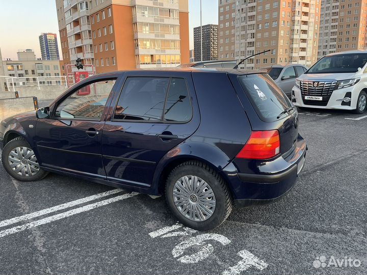 Volkswagen Golf 1.6 МТ, 2002, 250 000 км