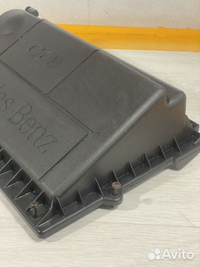 Крышка воздушного фильтра Mercedes Vito