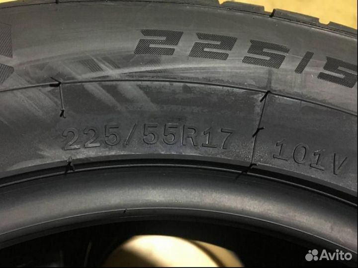 Windforce Snowblazer UHP 225/55 R17 101V