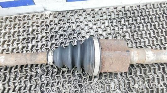 Привод передний правый land rover discovery 4 (2NN