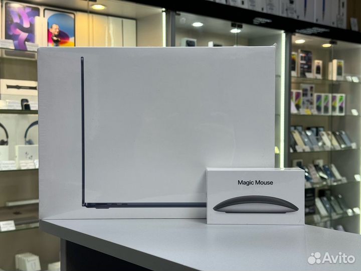 Apple MacBook Air 13.6