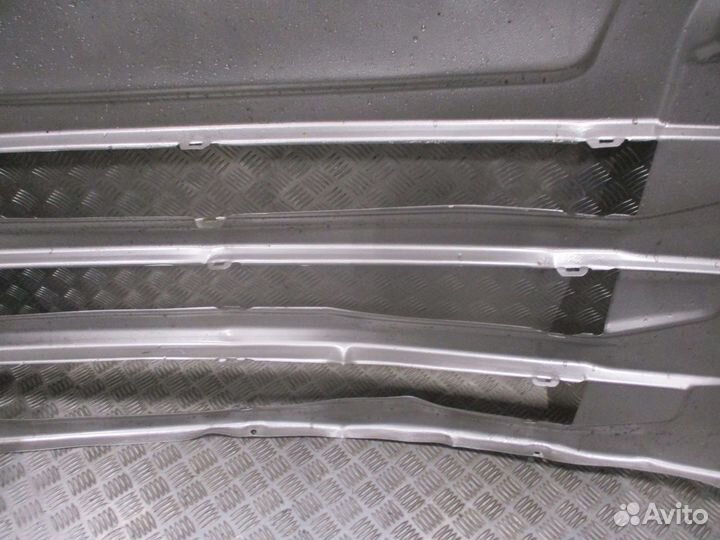 Решетка радиатора Scania 1872158