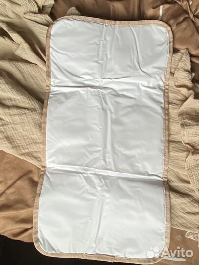 Непромокаемая пеленка переносная