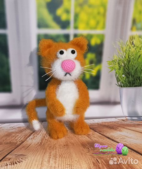 Вязаная игрушка Рыжий кот