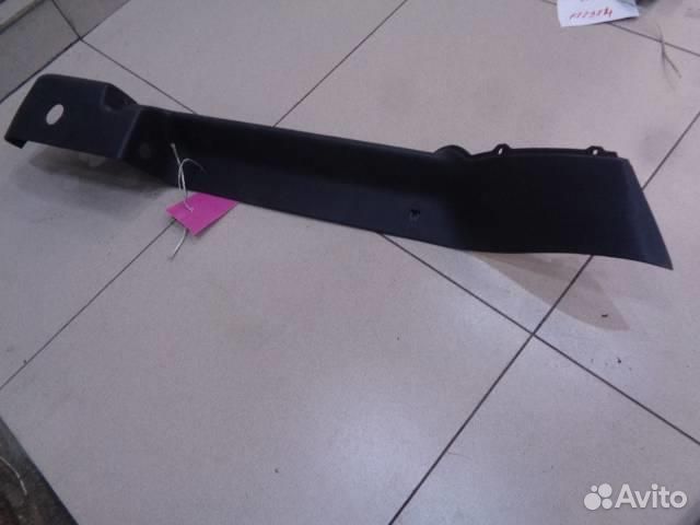 Кронштейн полки багажника правый Ford Mondeo 3 20