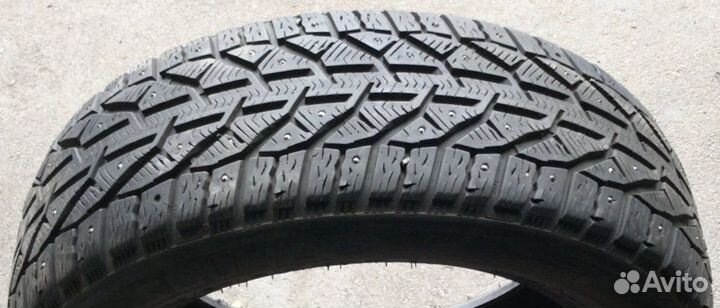 Tigar SUV Ice 215/60 R17