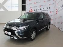 Mitsubishi Outlander 2.0 CVT, 2019, 47 500 км, с пробегом, цена 2 270 000 руб.