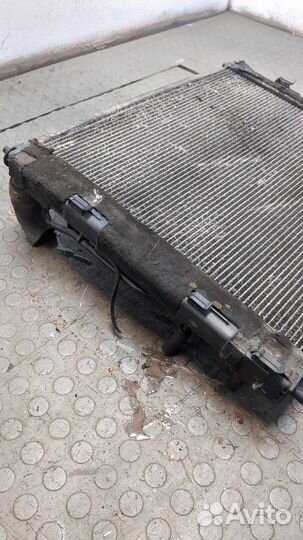 Радиатор охлаждения двигателя Hyundai Santa Fe, 2011