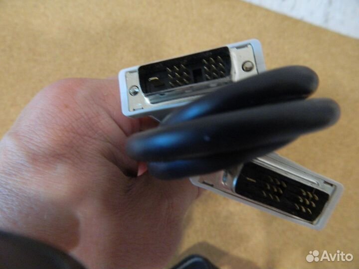 Соединительный кабель