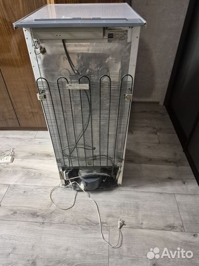 Морозильник саратов 129