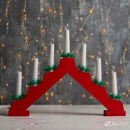 Рождественская горка со свечами