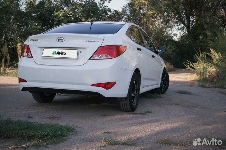 Hyundai Solaris 1.6 AT, 2015, 157 383 км