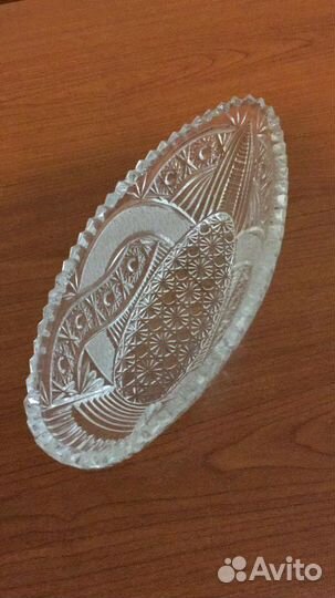 Хрустальная ваза