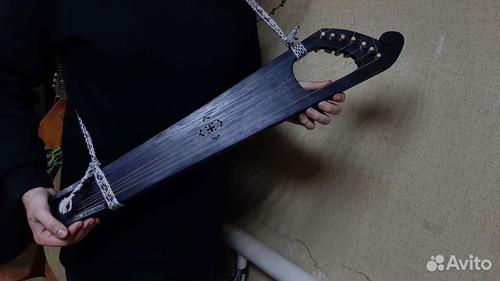 Гусли лировидные 