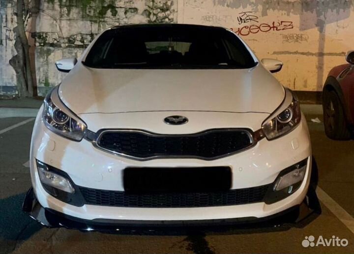 Сплиттер губа на Kia ceed