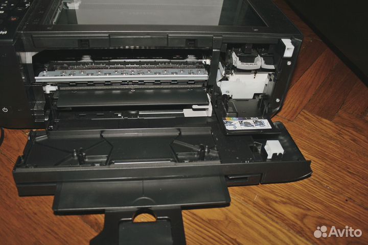 Струйный принтер Canon