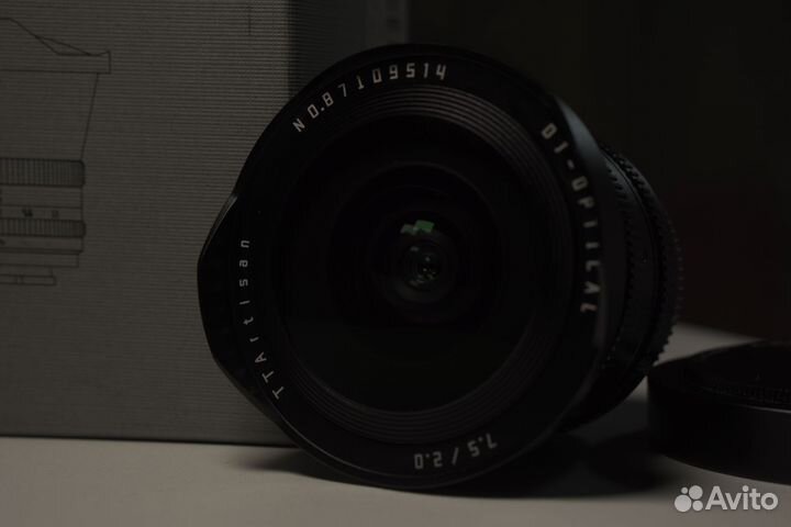 Panasonic Lumix DMC-G80 + Summilux 25mm f/1.4