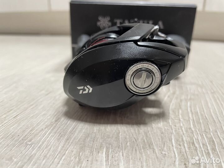 Мультипликаторная катушка Daiwa Tatula TW 80 HL