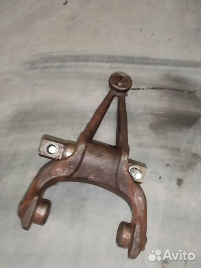 Вилка сцепления ZF DAF