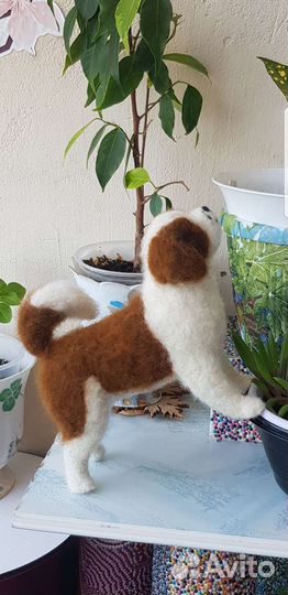 Сенбернар. Валяная фигурка