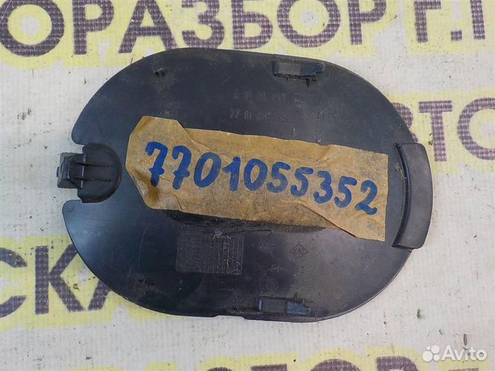 Лючок локера Renault Megane II 2002-2009