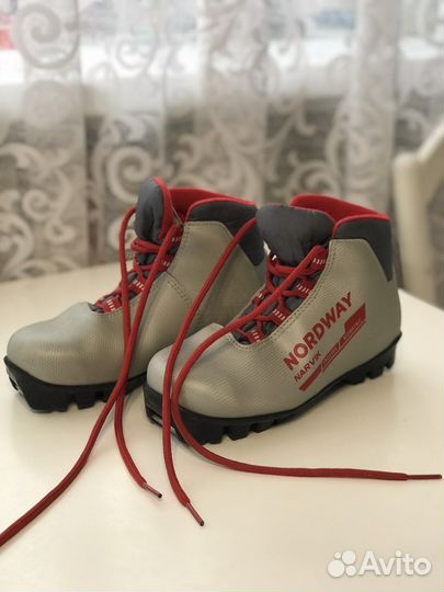 Лыжные ботинки детские 32