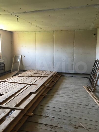 Дом 100 м² на участке 8 сот.