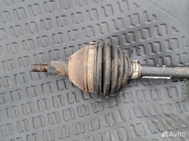 Привод левый Вольксваген Поло 2018 1.6 АКПП