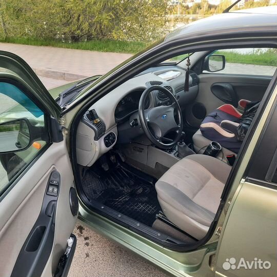 LADA Kalina 1.6 МТ, 2011, 167 324 км