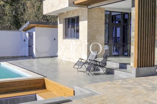 Коттедж 150 м² на участке 4 сот.