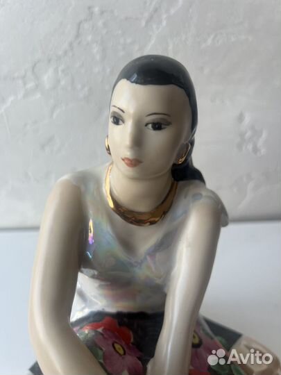 Статуэтка фарфор « Цыганка» Дулево