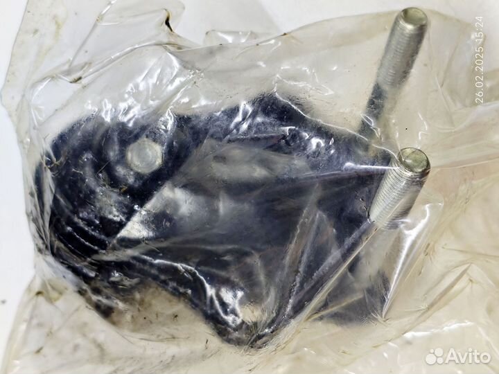 Верхняя шаровая Toyota Hiace / Regiusace 89-95