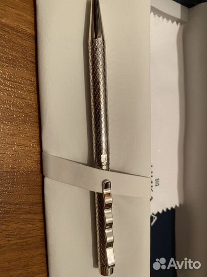 Ручка из серебра Ника