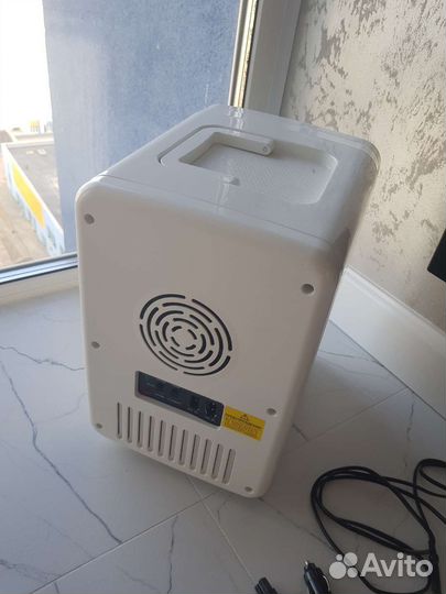 Косметический холодильник