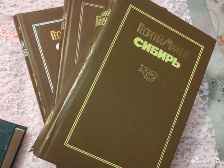 Книги 6 томов. К. Симонов. 1970 год