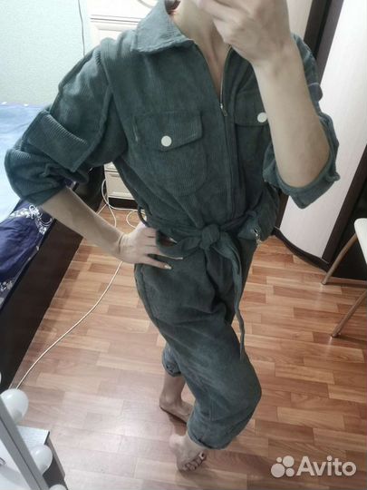 Комбинезон женский