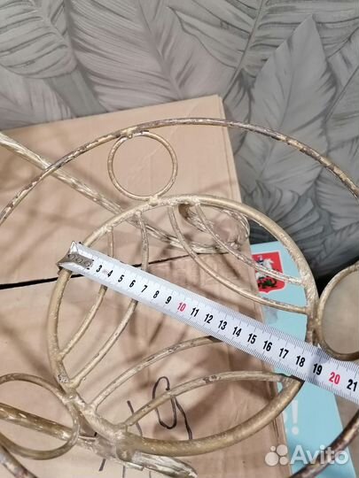 Подставка для цветов на подоконник