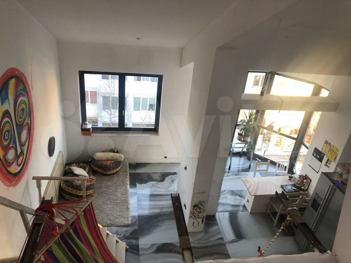 3-к. квартира, 140 м², 4/4 эт.